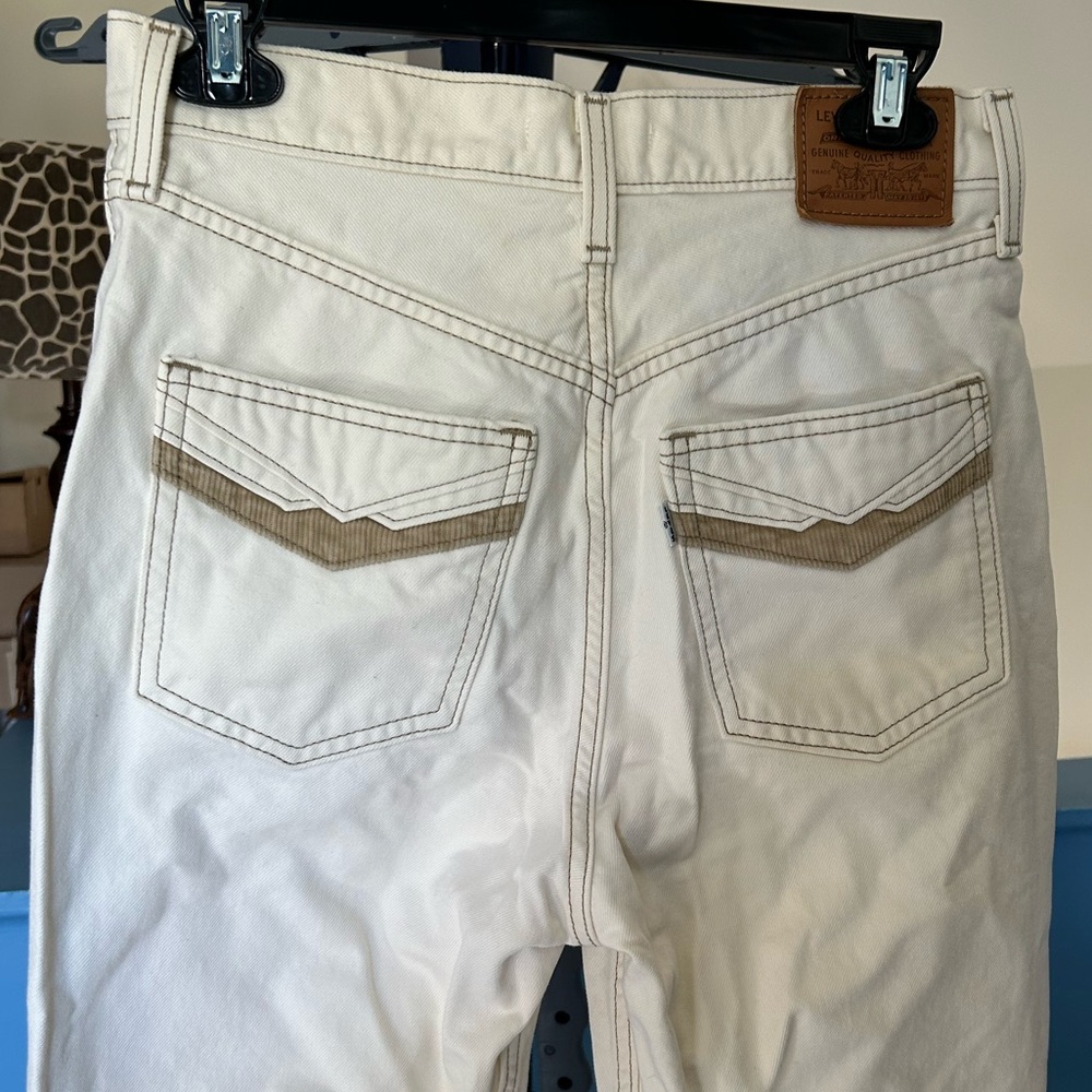 Levi’s 70s flare jeans